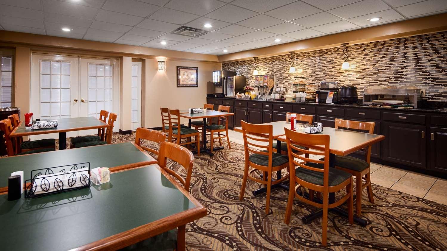 Rodeway Inn Barboursville Exteriör bild