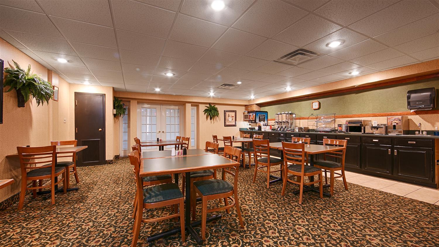 Rodeway Inn Barboursville Exteriör bild