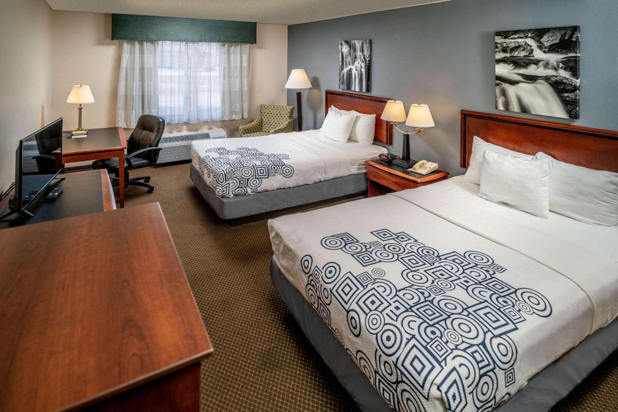 Rodeway Inn Barboursville Exteriör bild